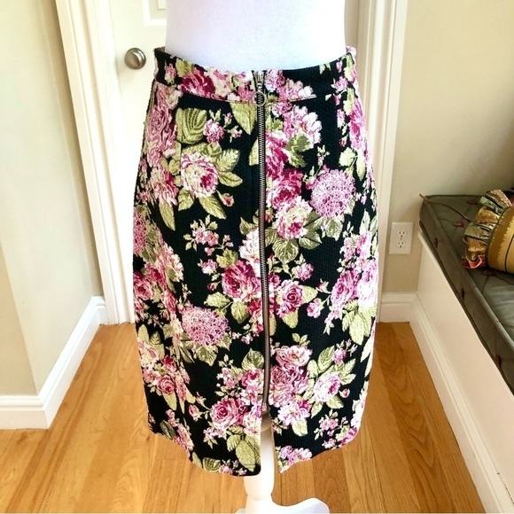 Anthropologie Maeve Skirt Knit Floral Pencil Black Pink Multi (S) - Picture 4 of 8